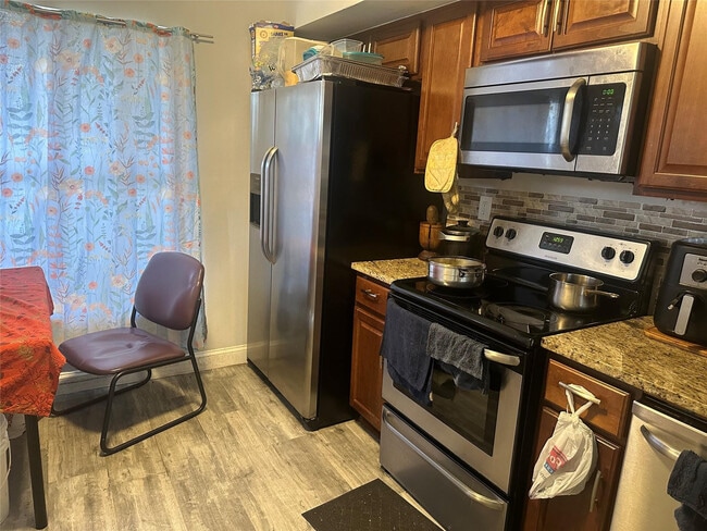 Building Photo - 3263 NW 44th St