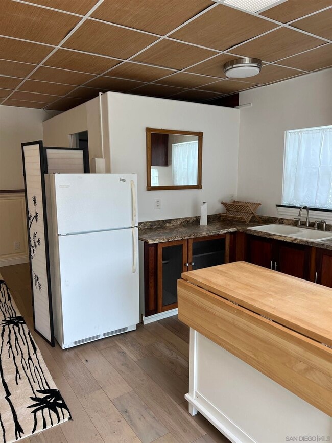 Building Photo - 534 Hoover St