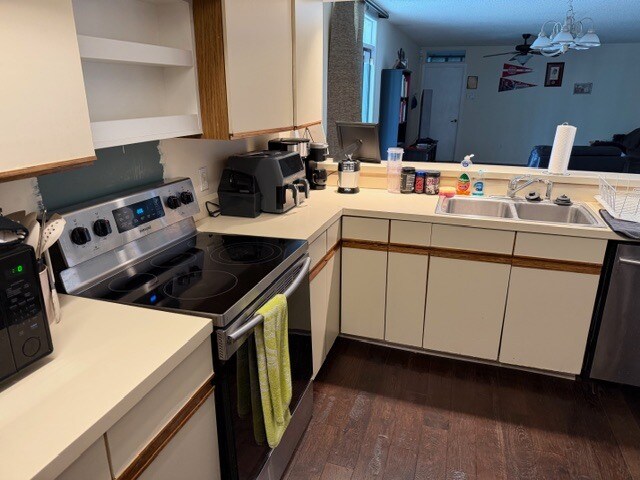 Building Photo - 972 Seabreeze Ave