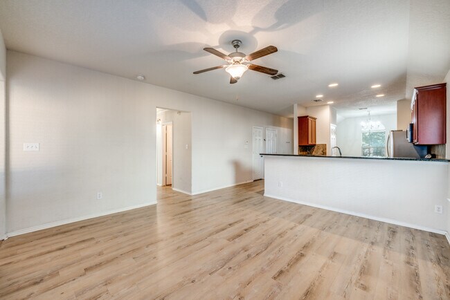 Building Photo - 3125 Muntjac