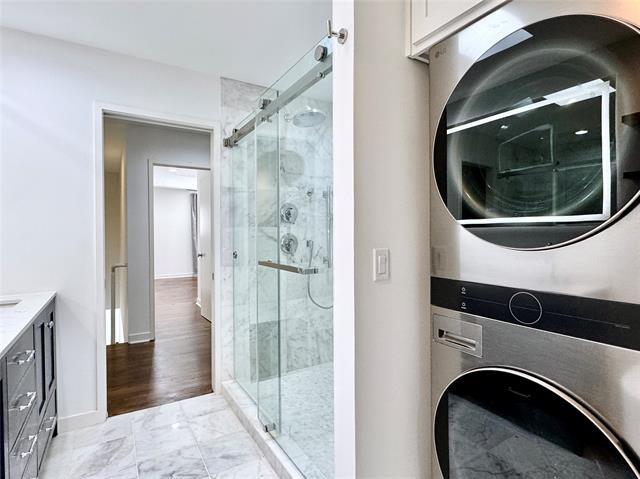 Building Photo - 4134 Travis St