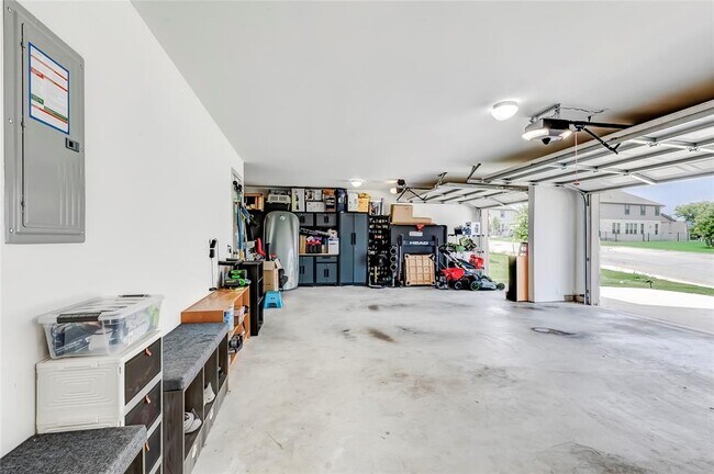 Building Photo - 728 Marbella Vista Way