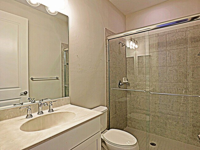 Building Photo - 7652 Cypress Walk Dr
