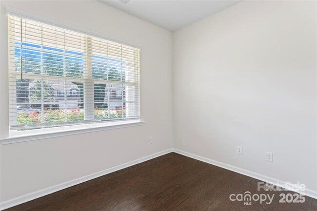 Building Photo - 202 Wrangell Dr