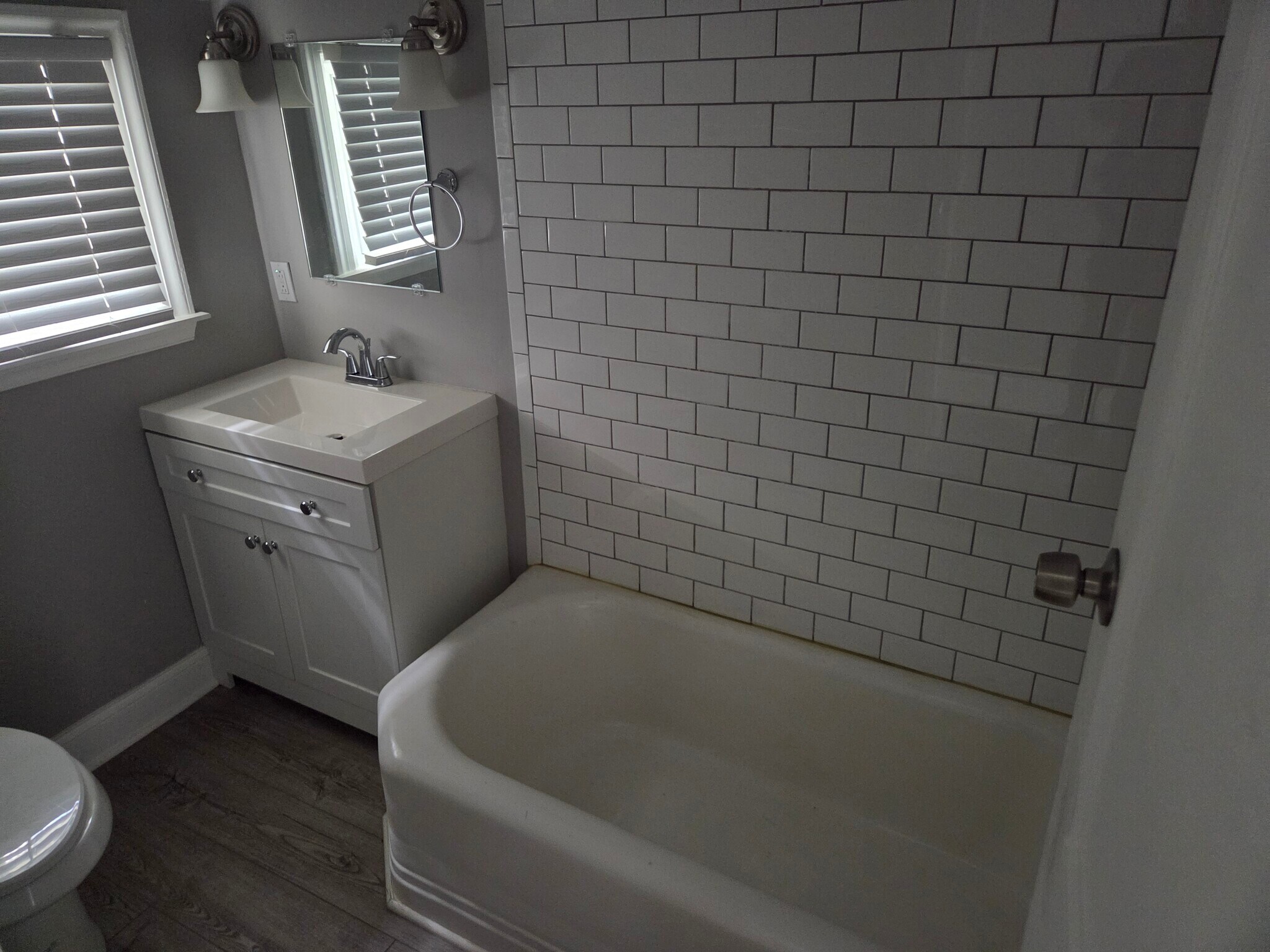 Upstairs bathroom - 22 N Broad St