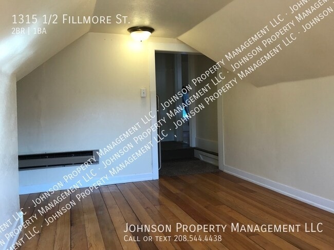 Building Photo - 1315 1/2 Fillmore St.-