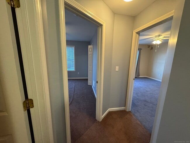 Building Photo - 59 Gilbert Ln