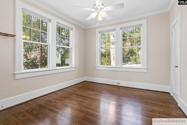 Building Photo - 1701 Pinewood Dr