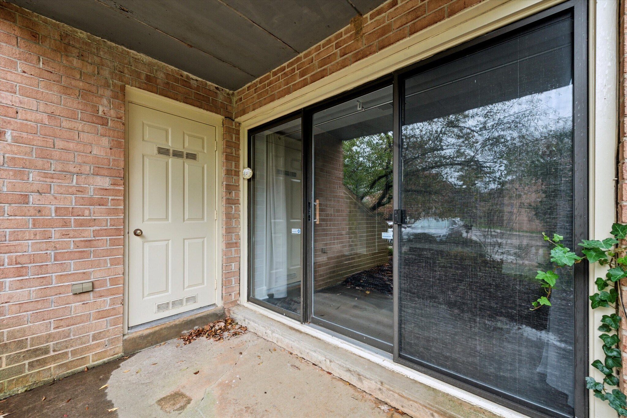 Building Photo - 40 Le Forge Ct