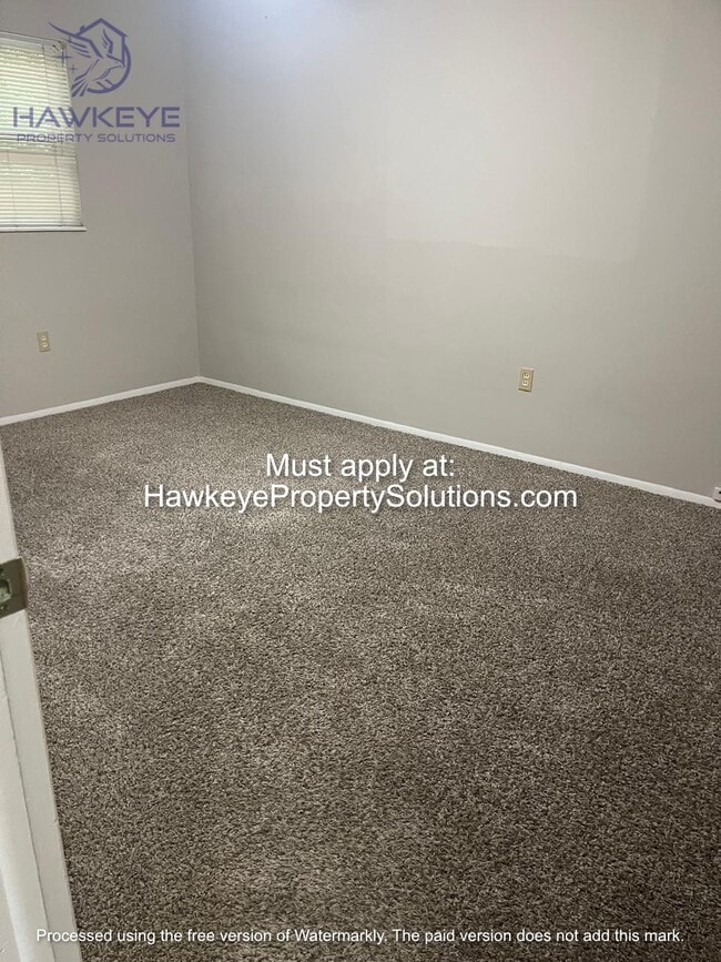 Building Photo - 616 Carleton St