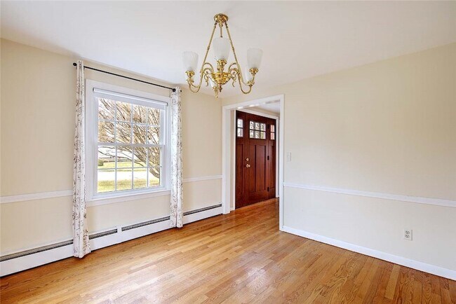 Building Photo - 12 Whalen Dr