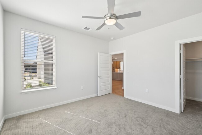 Building Photo - 3651 S Custer Rd