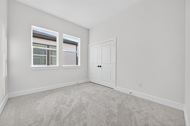 Building Photo - 4330 Avron Dr