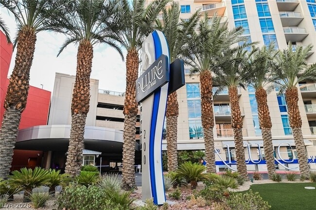 Building Photo - 200 W Sahara Ave