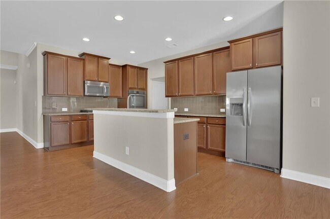Building Photo - 1710 Eastbrooke Pl