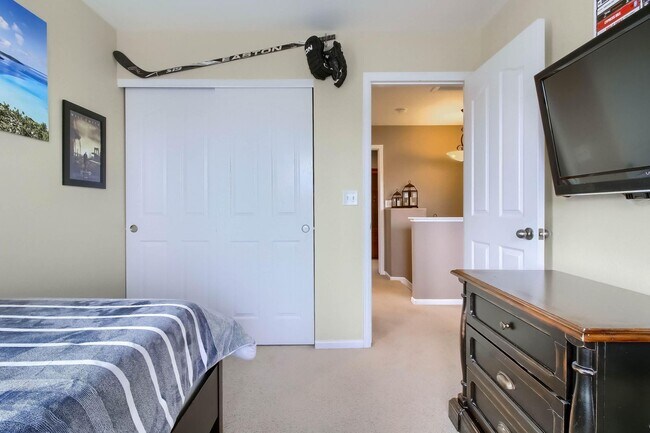 Building Photo - Highlands Ranch Spacious 3 bed 2.5 bath