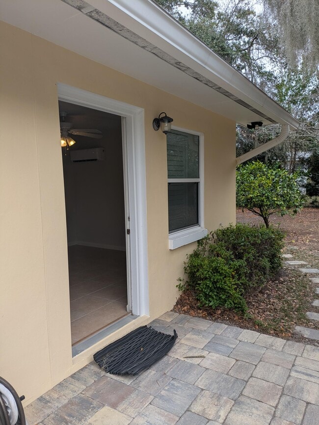 Building Photo - 6229 Colgate Rd