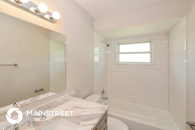 Building Photo - 7431 Portside Ct
