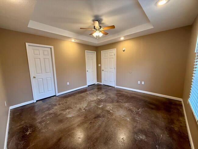 Building Photo - 3 Bedroom/2 Bathroom Home in Paragould AR - $1,350/month