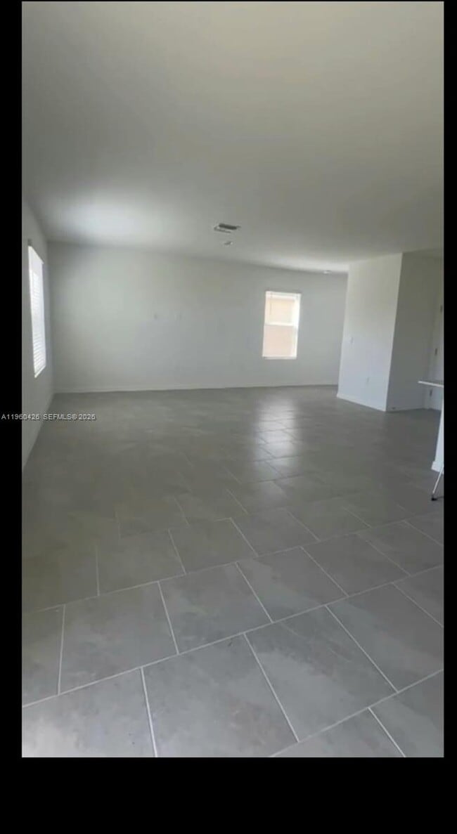 Building Photo - 11812 Cloverly Ln