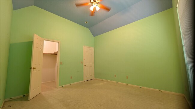 Building Photo - 23206 Colony Green Dr