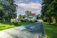 Building Photo - 7945 W 91st St