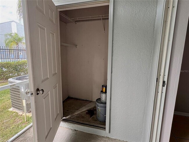 Building Photo - 6512 Osprey Lake Cir