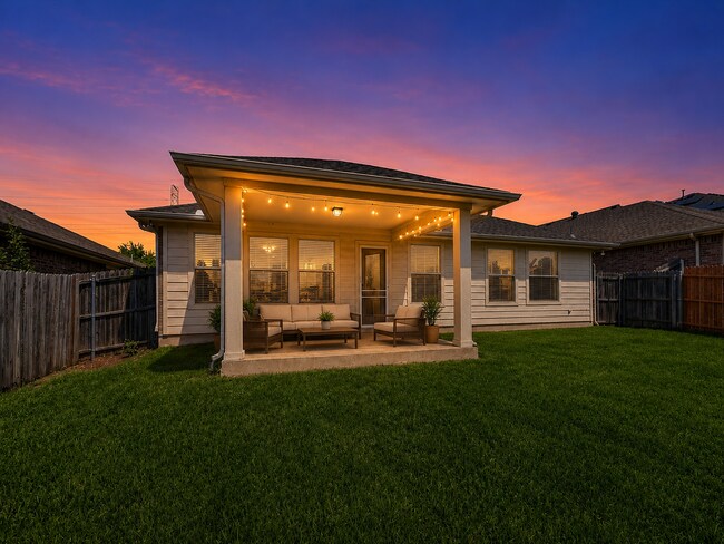 Building Photo - 10420 Devin Ln