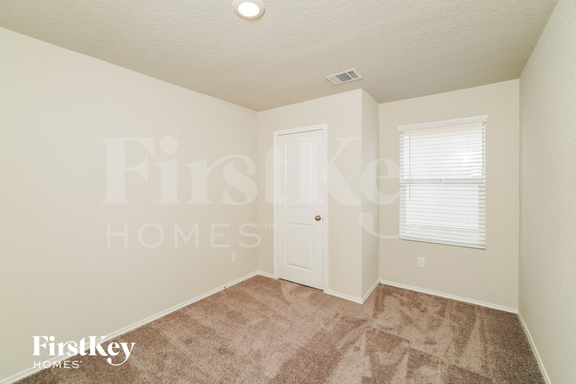 Building Photo - 10747 Prusiner Dr