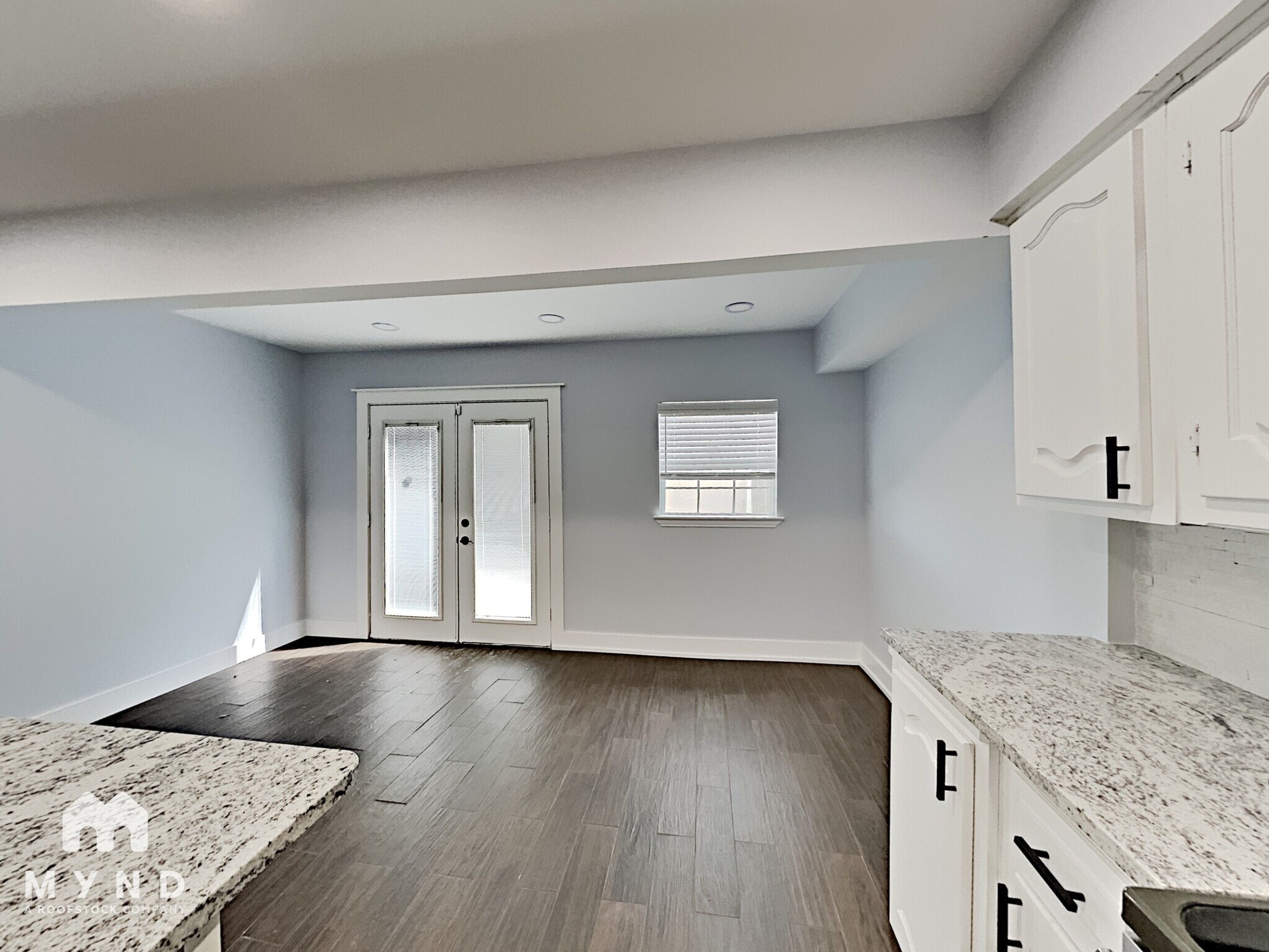 Building Photo - 318 Arborview Dr