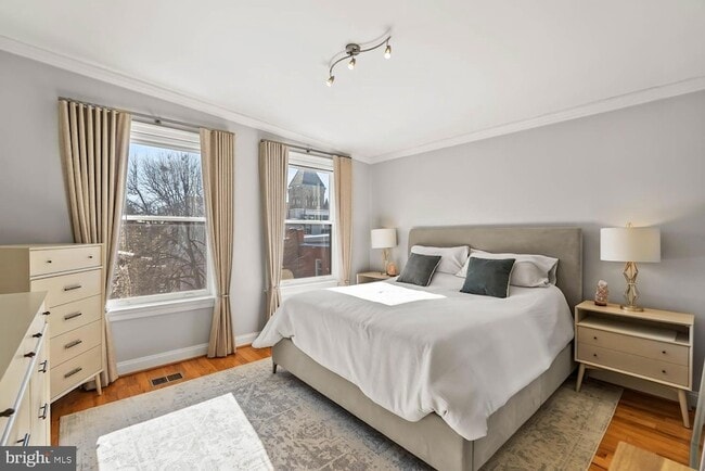 Building Photo - 1224 R St NW