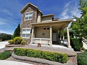 Building Photo - Beautiful home in Sparks- Gated community!