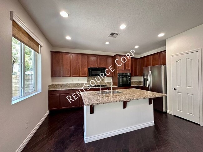 Building Photo - 28383 Esplanada Dr