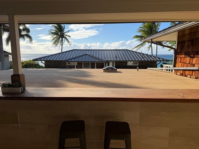 Building Photo - 519 Hana Hwy
