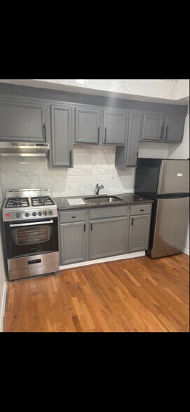 Building Photo - 5848 Haverford Ave