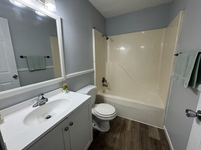 Building Photo - WAIT… THIS 2 BEDROOM APARTMENT HAS A BALCONY?!