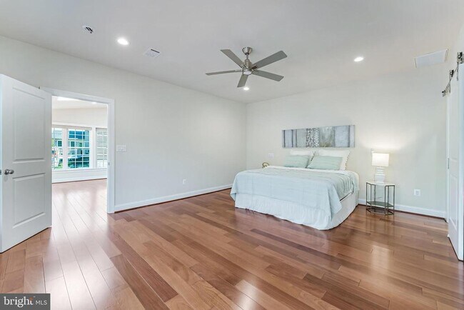 Building Photo - 22507 Bowens Wharf Pl