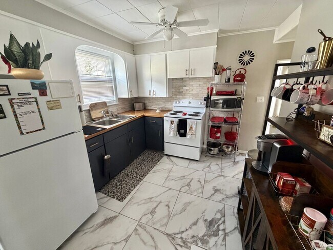 Building Photo - For Rent –Beautiful Home Minutes from West Point and Roe Park