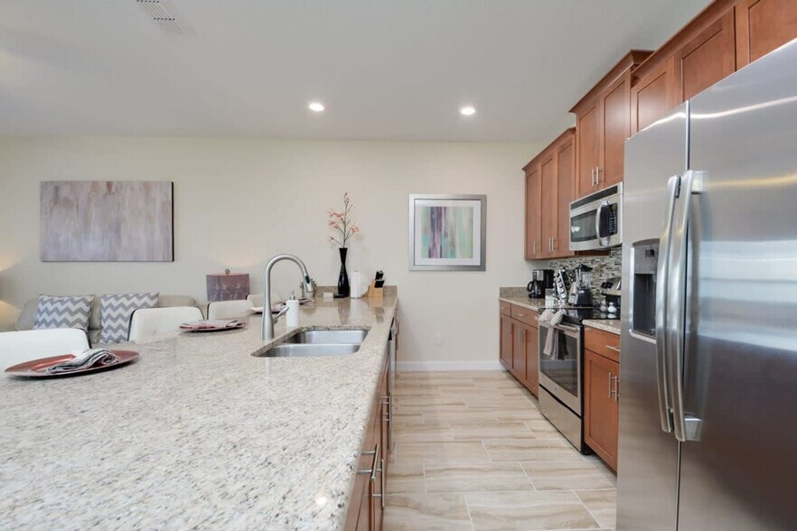 Building Photo - 4807 Brier Rose Ln