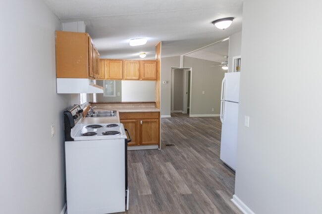 Building Photo - 2335 US-70