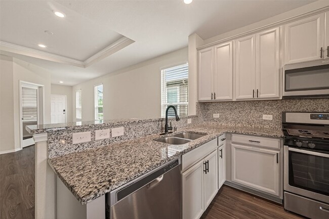 Building Photo - 25543 Pitchfork Ranch Pl