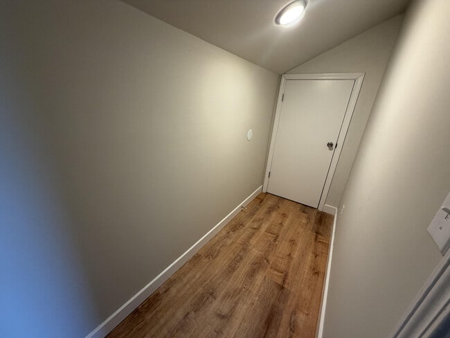 Building Photo - 1703 Hanover Blvd