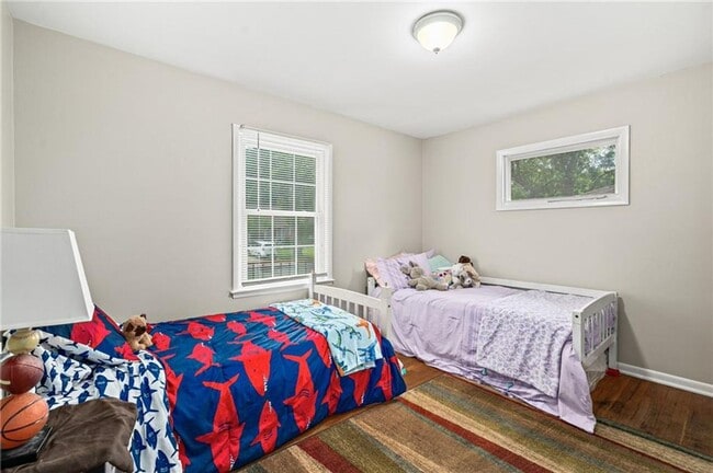 Building Photo - Adorable Three Bedroom Ranch in Overland Parkh