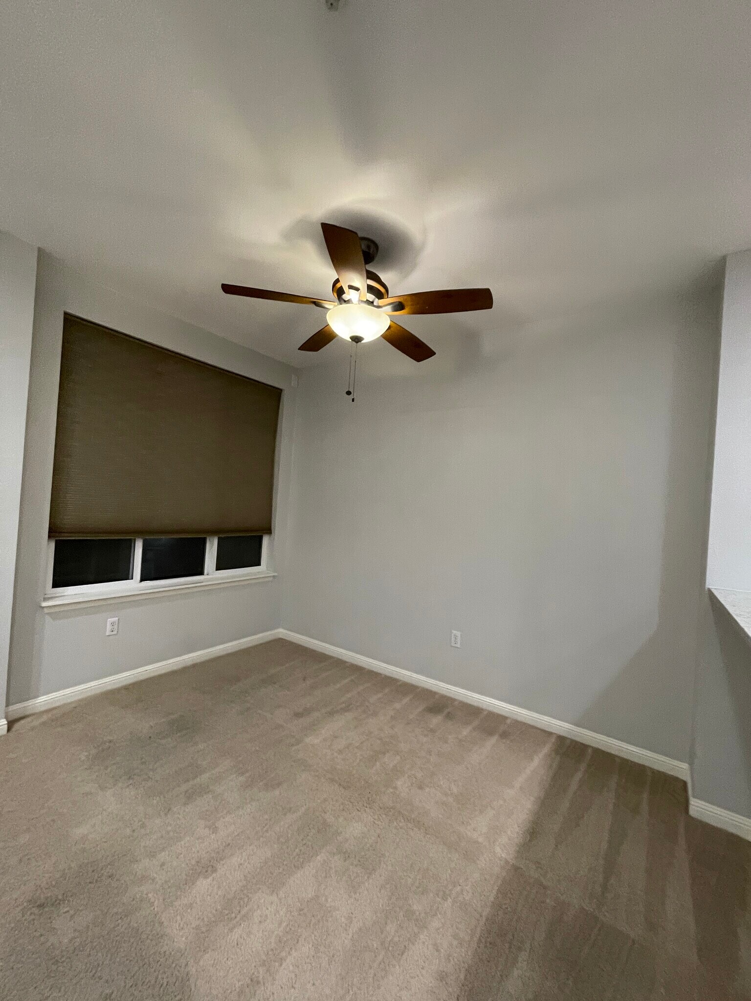 Building Photo - 9205 122nd Ct NE