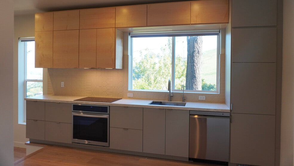 Building Photo - 4438 Jasper St