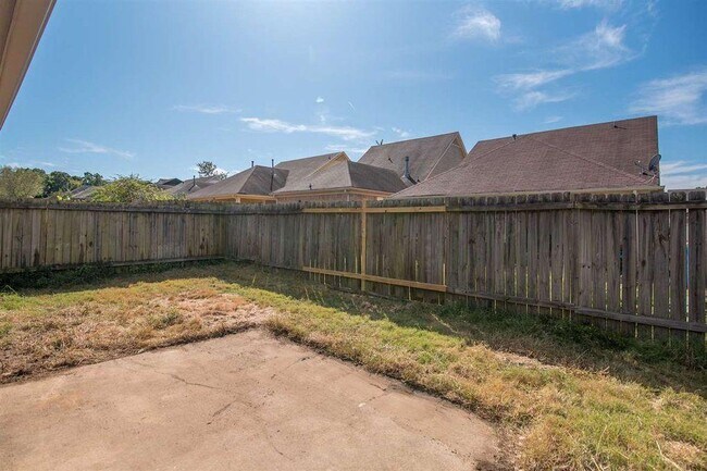 Building Photo - 2807 Virginia Woods Pl