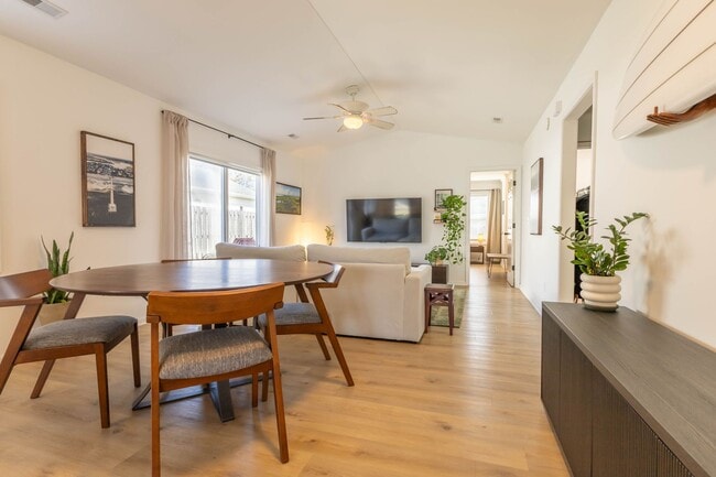 Building Photo - READY SOON! Beautifully Updated 3BR/2BA Ho...