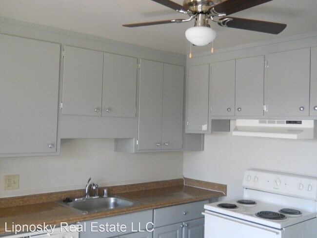 Building Photo - 1711 Tanager Ave