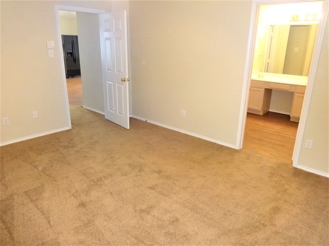 Building Photo - 649 Babbling Brook Dr