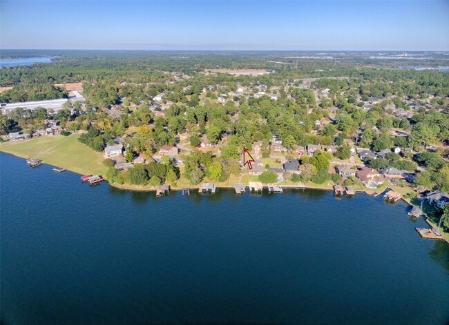 Building Photo - 14918 Pollux Dr